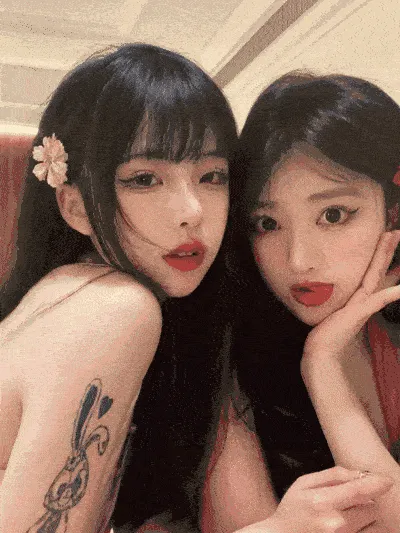💕妻子求你收留她的爆乳毒舌闺蜜💕